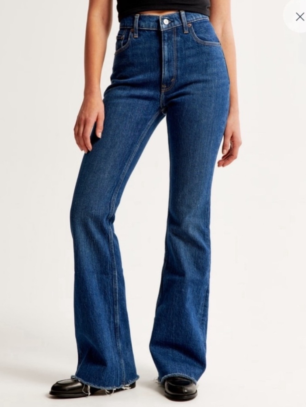 NWT Abercrombie The Vintage Flare High Rise Jeans with Raw Hem 29 / 8